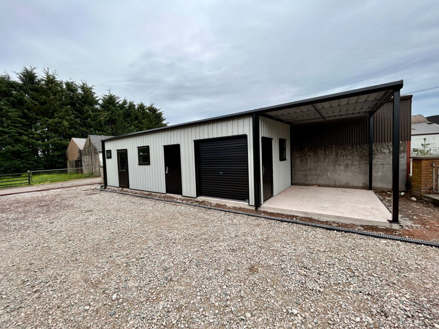 garden shed installation